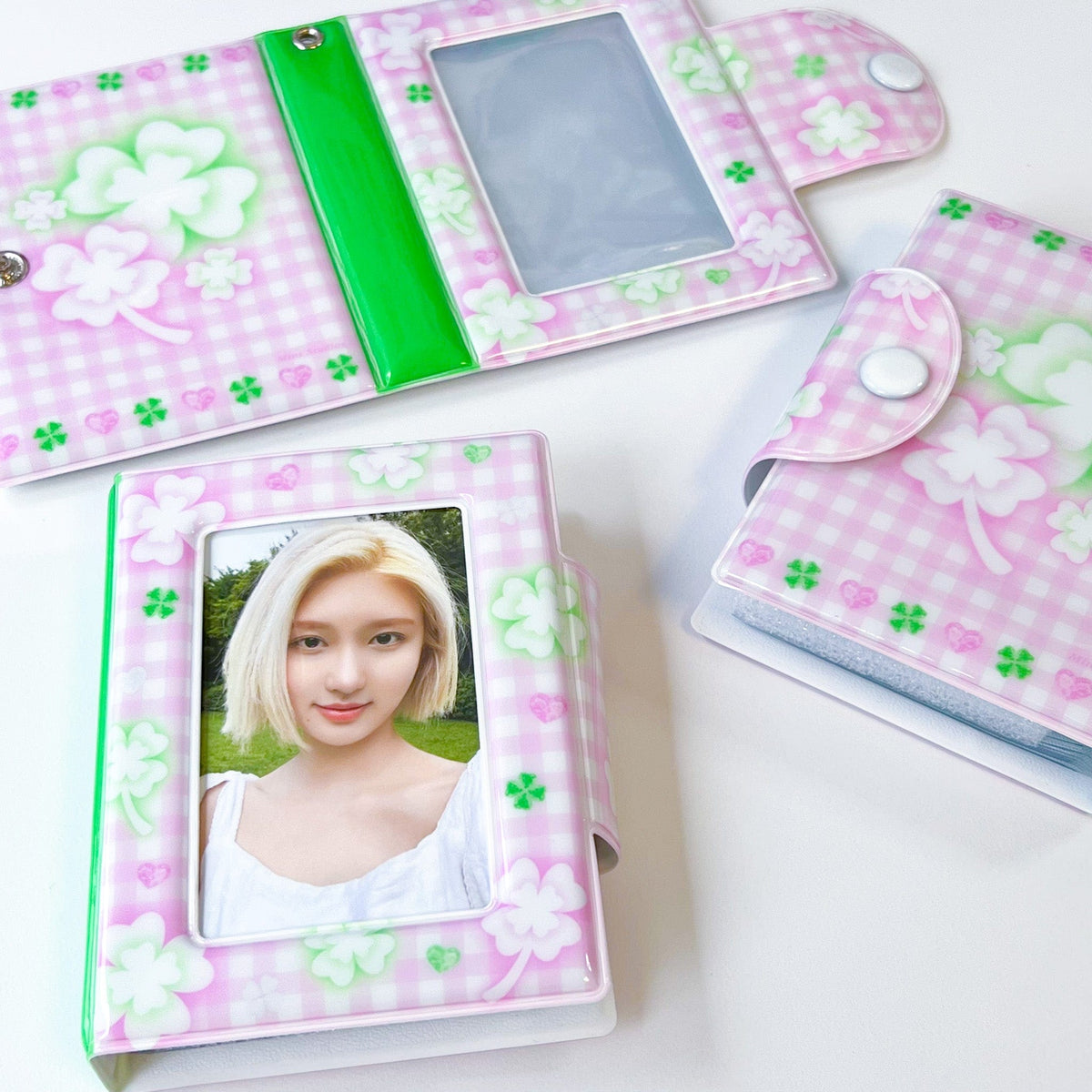 MINS STUDIOS Spring Clover Photo Holder Book – Mins Studios